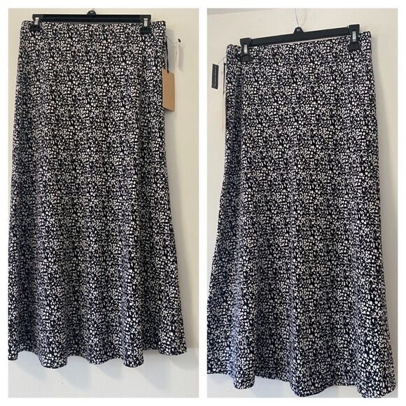 Halogen Dresses & Skirts - NWT Halogen Midi Skirt Size S
